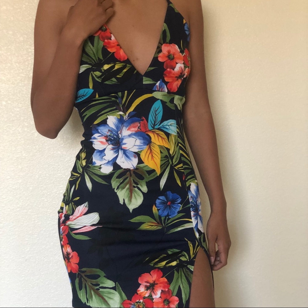 Navy blue flower dress 🌺
